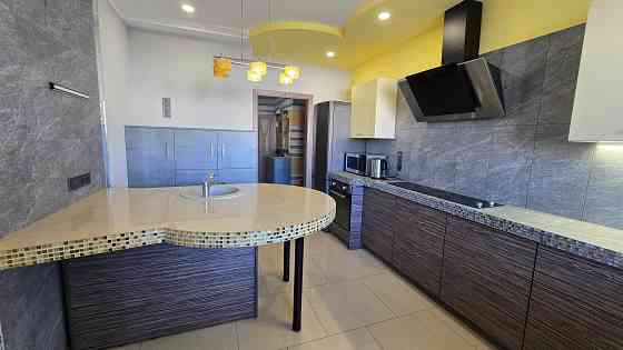 Продаж Квартира 2-кімнатна, 6/25 поверх на Героїв полку «Азов» вул., д. 8 Kiev