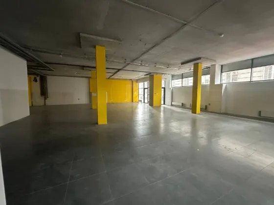 Здається Магазин / салон / торгова точка площа 273 кв.м Дніпро Площа Вокзальна 1 Дніпро