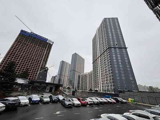 Продаж Квартира 3-кімнатна, 17/34 поверх на вул. Заболотного, 1б Киев