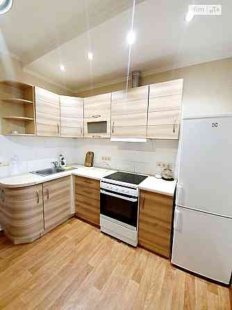 Оренда Квартира 1-кімнатна, 4/24 поверх на вул. Григорія Ващенка, 7 Kiev