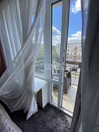 Продаж Квартира 2-кімнатна, 4/5 поверх на вул. Науки Kharkiv