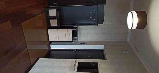 Оренда Квартира 3-кімнатна, 21/24 поверх на ул. Срибнокильская Kiev