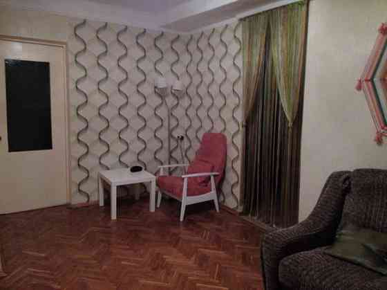 Оренда Квартира 2-кімнатна, 7/9 поверх на ул. Привокзальная, 8 Kiev