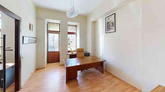 Продаж 5к Квартира 133 кв.м Саксаганського вул. Kiev