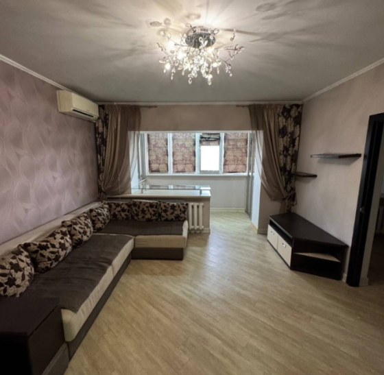 Продаж Квартира 4-кімнатна на ул. Фонтанская дорога, 17 Одесса