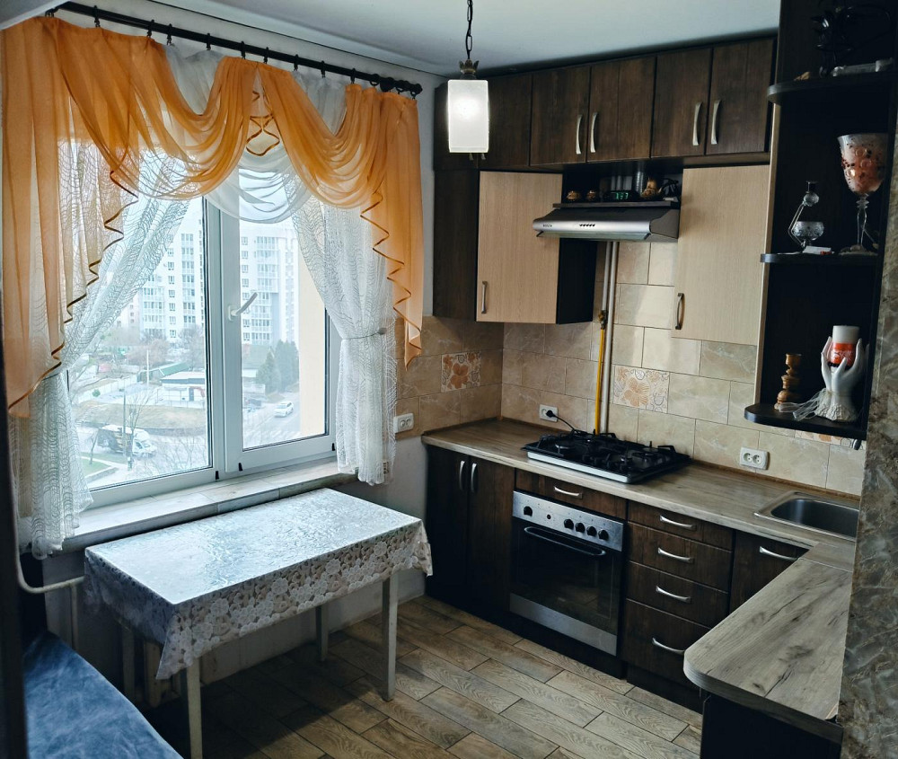 Продаж Квартира 1-кімнатна, 9/9 поверх на вул. ВУЛ. ВАСИЛЯ ЧЕРВОНІЯ Рівне - фото 1