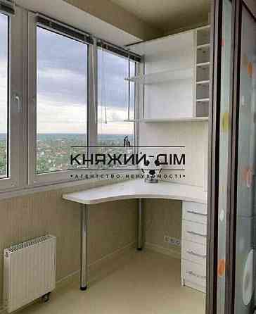 Оренда Квартира 1-кімнатна, 17/25 поверх на Днепровская Набережная Киев