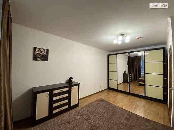 Оренда Квартира 1-кімнатна, 19/25 поверх на вул. Бориса Гмирі, 14 Київ