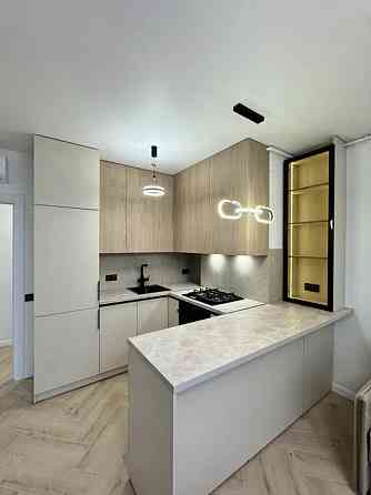 Продаж Квартира на улица Роксоляни 30 L'viv