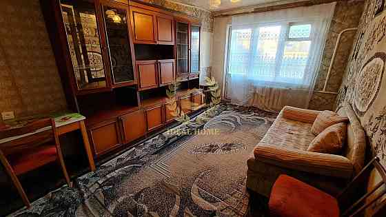 Продаж Квартира 2-кімнатна, 5/5 поверх на Воскресенский пр., 30Б Київ