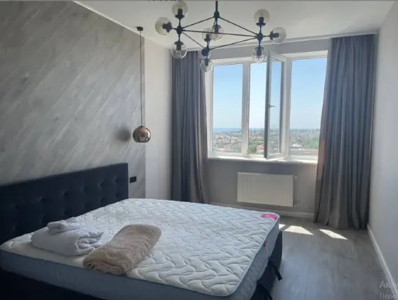 For sale 2-room Apartment 69 sq.m костанди 104 Odessa