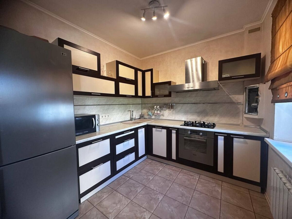 Оренда Квартира 3-кімнатна, 5/10 поверх на Вишняківська, 12 Київ - фото 2