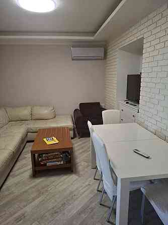 Оренда Квартира 3-кімнатна, 4/17 поверх на вул. Дениса Рачинського, 25 Kiev