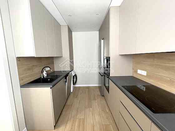 Продаж Квартира 3-кімнатна, 15/16 поверх на вул. Професорська Харьков