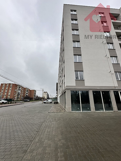 Продаж приміщення вільного призначення на Богомольця, 18 поверх - 1/7 Ужгород - фото 1
