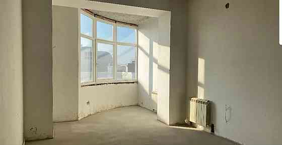 Продам  большую  квартиру  с видом на море в доме Каркашадзе. Одесса