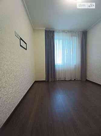 Продаж Квартира 3-кімнатна, 10/18 поверх на Жемчужная улица Одеса