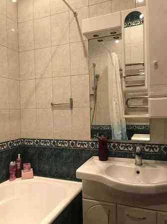 Оренда Квартира 2-кімнатна, 3/5 поверх на ул. Цитадельная Киев