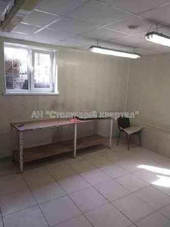 Оренда Будинок 4-кімнатний на Григоровича-Барського вул., 5 Kiev