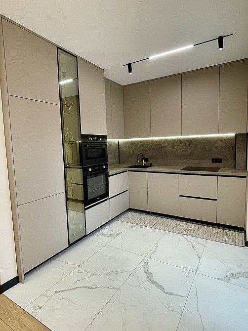 Продаж Квартира 3-кімнатна, 5/9 поверх на Довженка Івано-Франківськ - фото 2