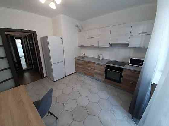 Оренда Квартира 1-кімнатна, 11/25 поверх на Олени Пчілки, 5а Київ