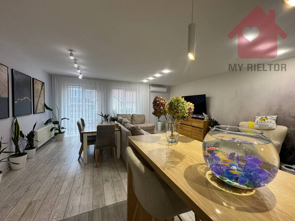 Сучасний будинок з сонячними панелями та гаражем у новому районі. Uzhhorod - photo 4