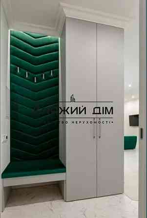 Продаж двокімнатної квартири з дизайнерським ремонтом в ЖК Київ