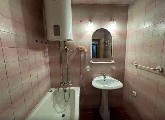 Продаж Квартира 3-кімнатна, 2/10 поверх на Академика Королева улица, 5/1 Одеса