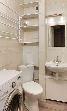 Оренда Квартира 1-кімнатна, 5/5 поверх на Корольова, 10в Киев