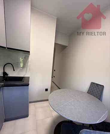 Продаж Квартира 2-кімнатна, 2/5 поверх на Собранецька Uzhhorod