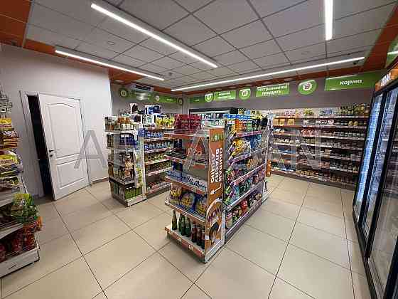 Оренда торгове приміщення на Дніпровська наб., 16Г приміщень - 1, поверх - 1/25 Kiev