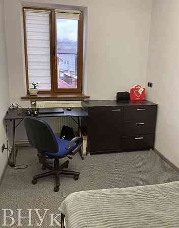 Продаж Квартира 4-кімнатна, 3/3 поверх на вул. Шопена Тернопіль