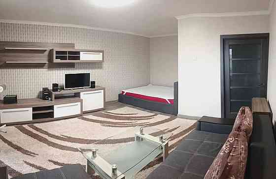 Оренда Квартира 1-кімнатна, 9/9 поверх на вул. Микитенка, 27 Київ