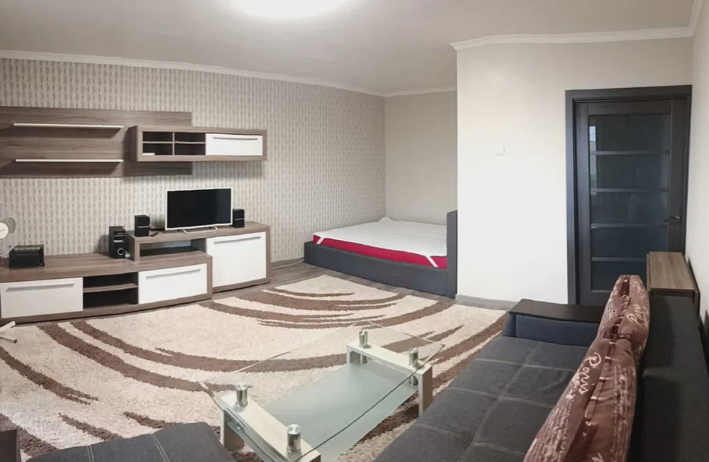 Оренда Квартира 1-кімнатна, 9/9 поверх на вул. Микитенка, 27 Киев - изображение 2