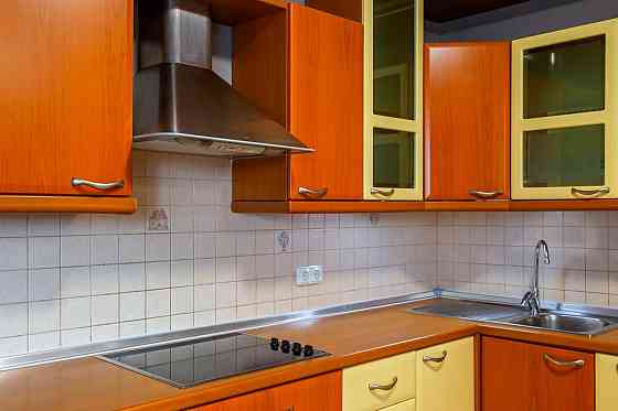 Оренда Квартира 3-кімнатна, 10/15 поверх на вул. Олександра Кошиця, 7 Київ