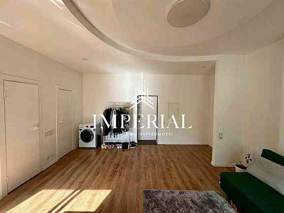 Продаж 2к Квартира 54.9 кв.м Івана Світличного вул. Киев