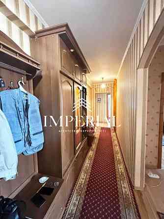 Продаж Квартира 3-кімнатна, 11/22 поверх на вул. Драгоманова Kiev