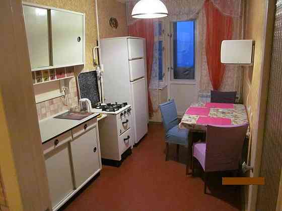 Оренда Квартира 1-кімнатна, 8/9 поверх на Валерія Лобановського просп., 130 Київ