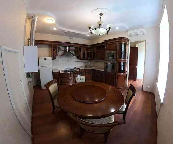 Продаж 4-кім. квартири у центрі Києва. Код: 21146361 Київ