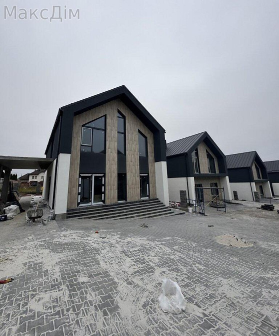 Продаж Будинок 5-кімнатний на вул. Злагоди Смиківці - фото 1