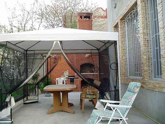 3-этажный дом рядом с "Мегадомом": вид шикарный - выбор оптимальный! Одеса