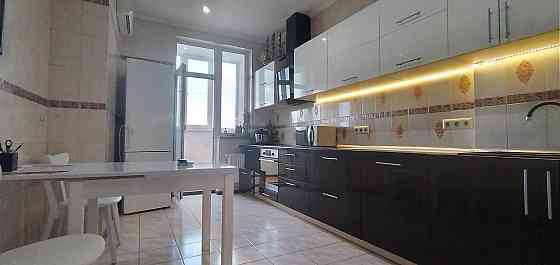 2-комнатная квартира с ремонтом и мебелью в ЖК Тирас/ Ак.Королева Одесса