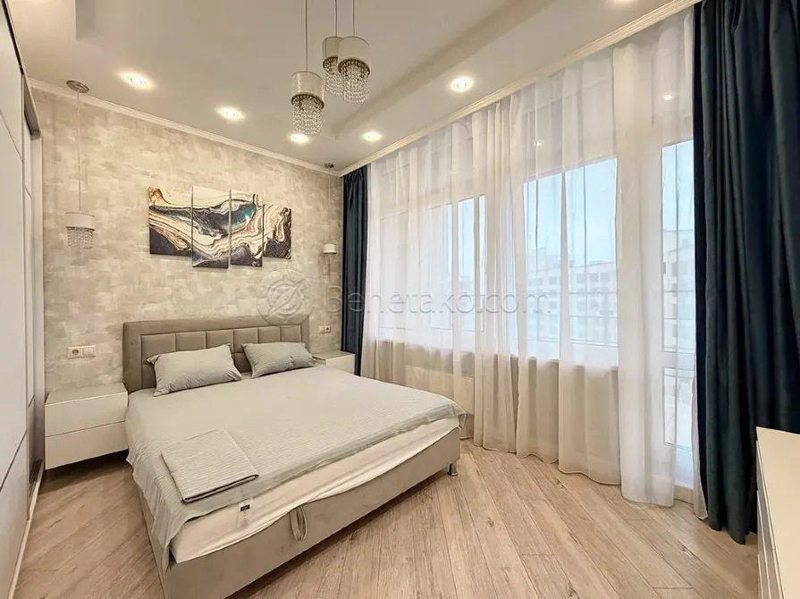 Оренда 3к Квартира 90 кв.м Валерия Самофалова, 16А/5 Одеса - фото 1