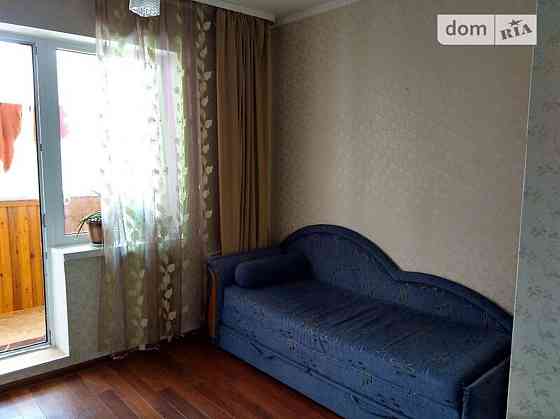 Оренда Квартира 3-кімнатна, 6/10 поверх на Харьковское шоссе, 168е Київ