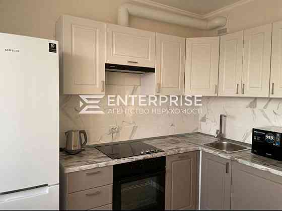 Оренда 1к Квартира 37 кв.м Софії Русової вул. Kiev