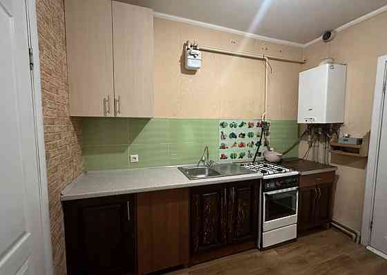 Продаж 1-поверховий Частина будинку з ділянкою 1 сот 46 кв.м 1 кімн. на Степана Бандери Zhytomyr