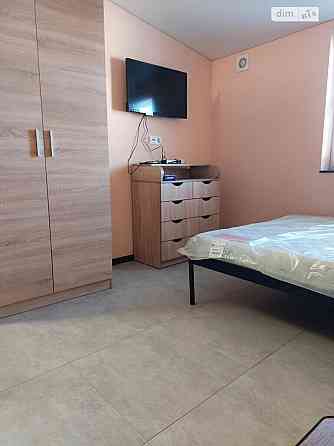 Оренда Квартира 1-кімнатна, 3/3 поверх на Радужна, 22 Kiev