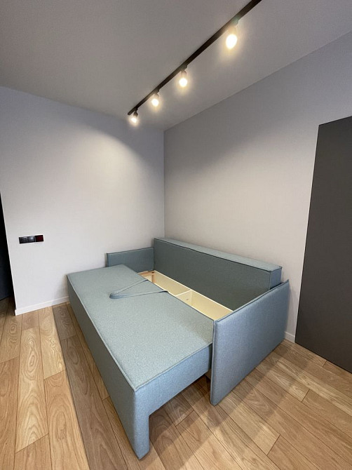 Продаж Квартира 1-кімнатна, 5/9 поверх на Салютна вул., д. 2б Київ - фото 11