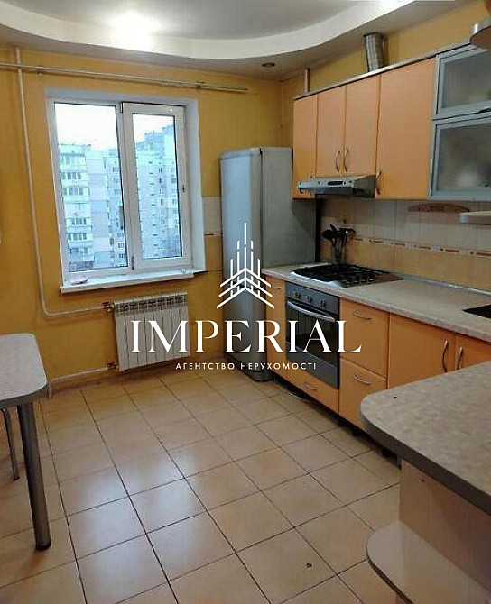Продаж Квартира 3-кімнатна, 8/10 поверх на вул. Харківське шосе Київ - фото 1