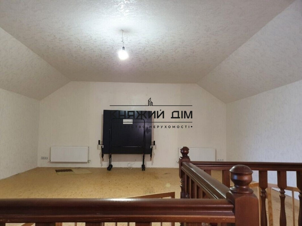 БЕЗ КОМИССИИ!!! Продажа отличного 3-х уровневого таунхауса в с. Новое. № 2211350 Нове - фото 18